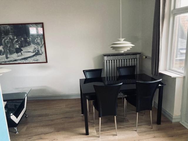 Vejlegades Skomager Apartment นากสกอฟ ภายนอก รูปภาพ
