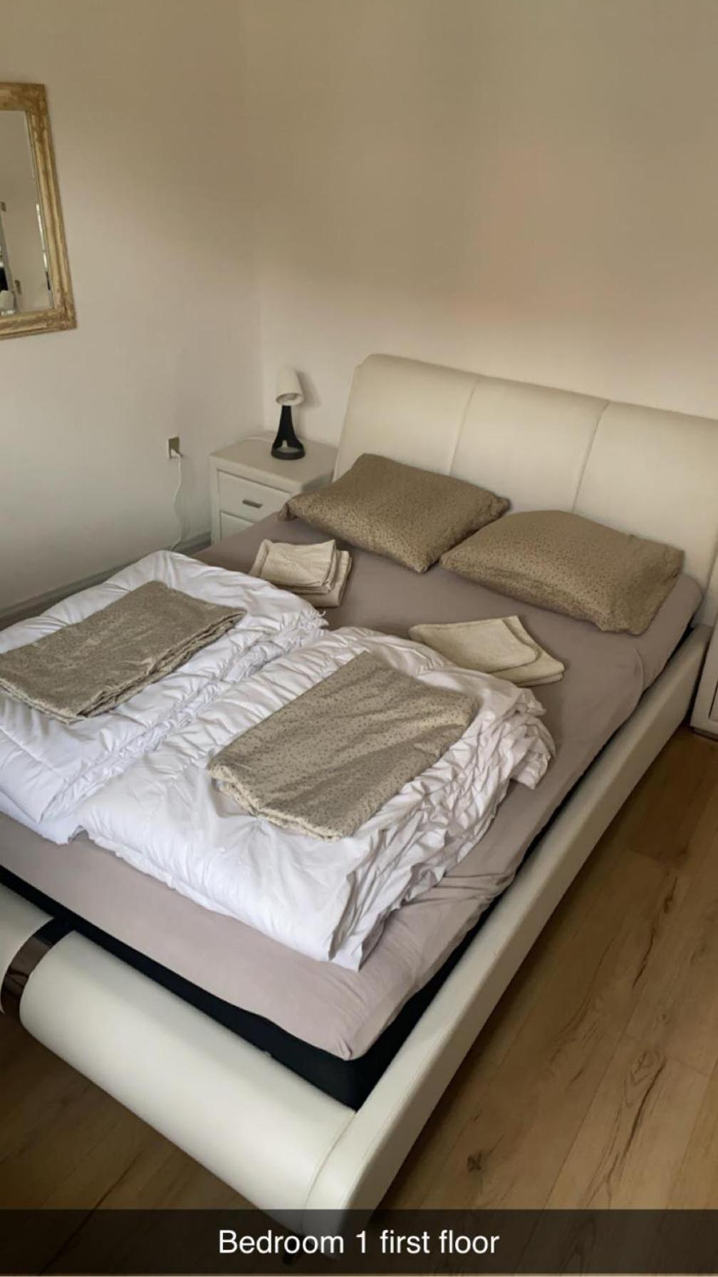 Vejlegades Skomager Apartment นากสกอฟ ภายนอก รูปภาพ