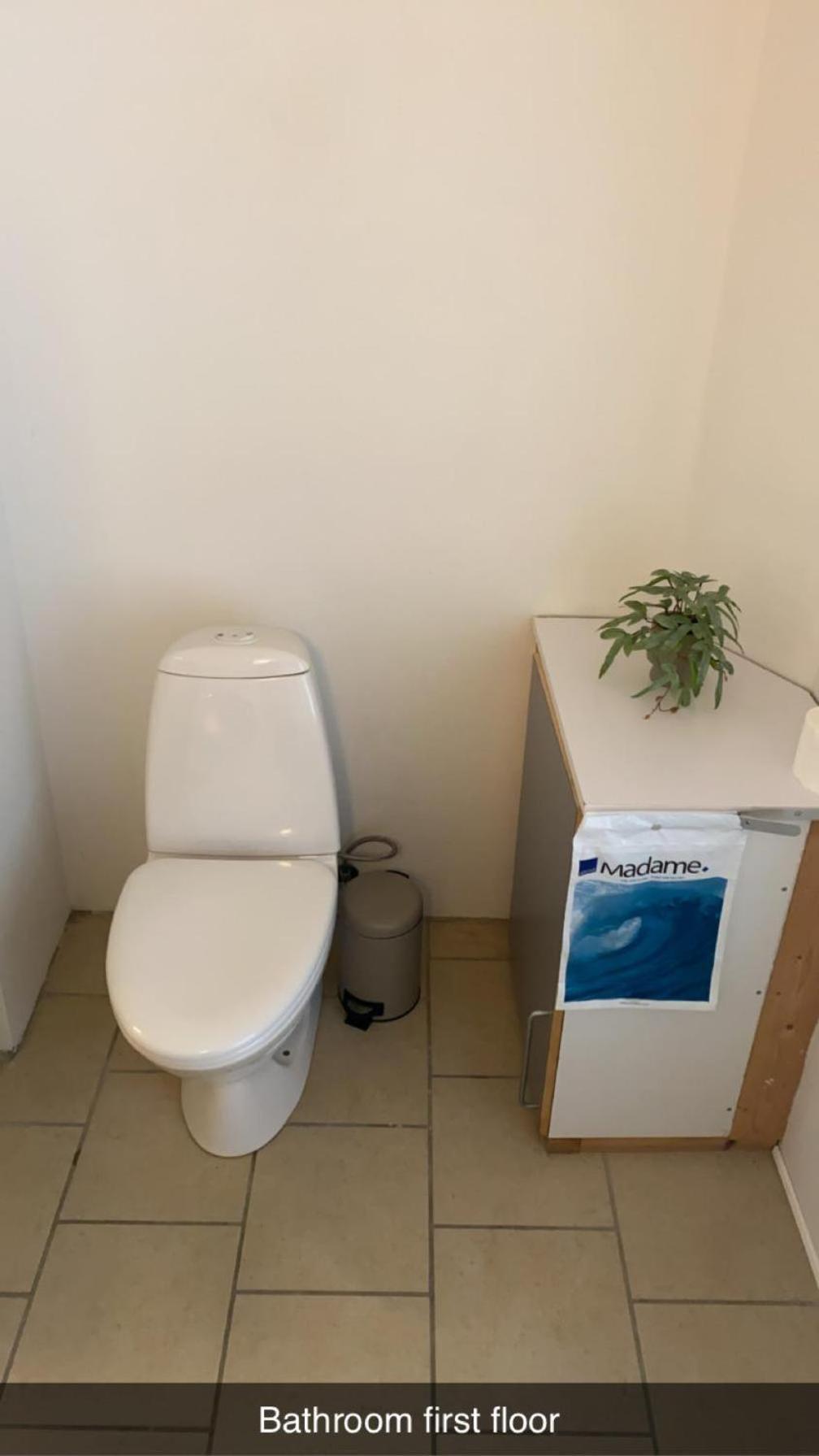 Vejlegades Skomager Apartment นากสกอฟ ภายนอก รูปภาพ